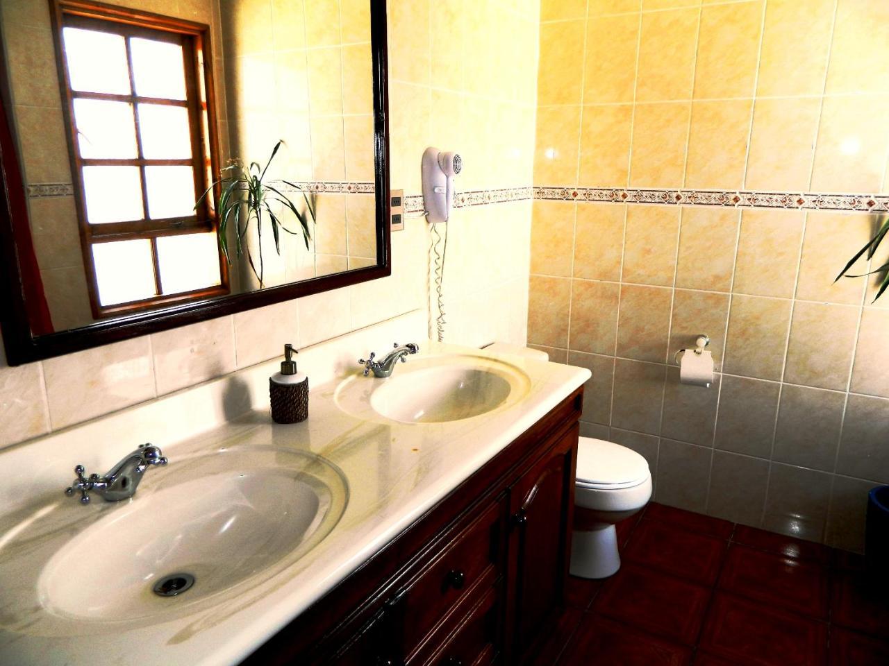 Hostal Torre de Babel Castro Habitación foto